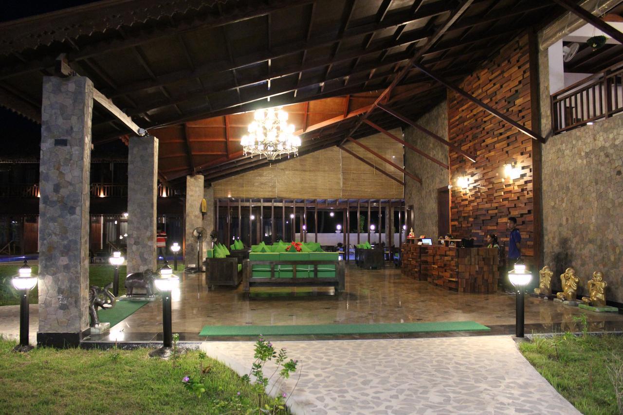 Symphony Summer Sands Beach Resort And Spa Ram Nagar Exterior photo