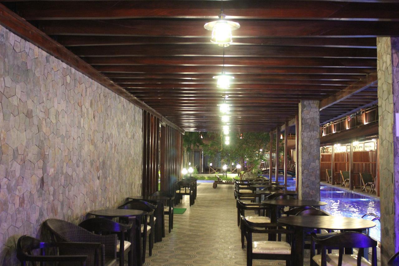Symphony Summer Sands Beach Resort And Spa Ram Nagar Exterior photo